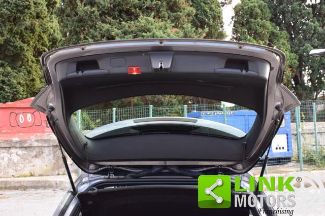 MERCEDES-BENZ A 180 d Automatic Business