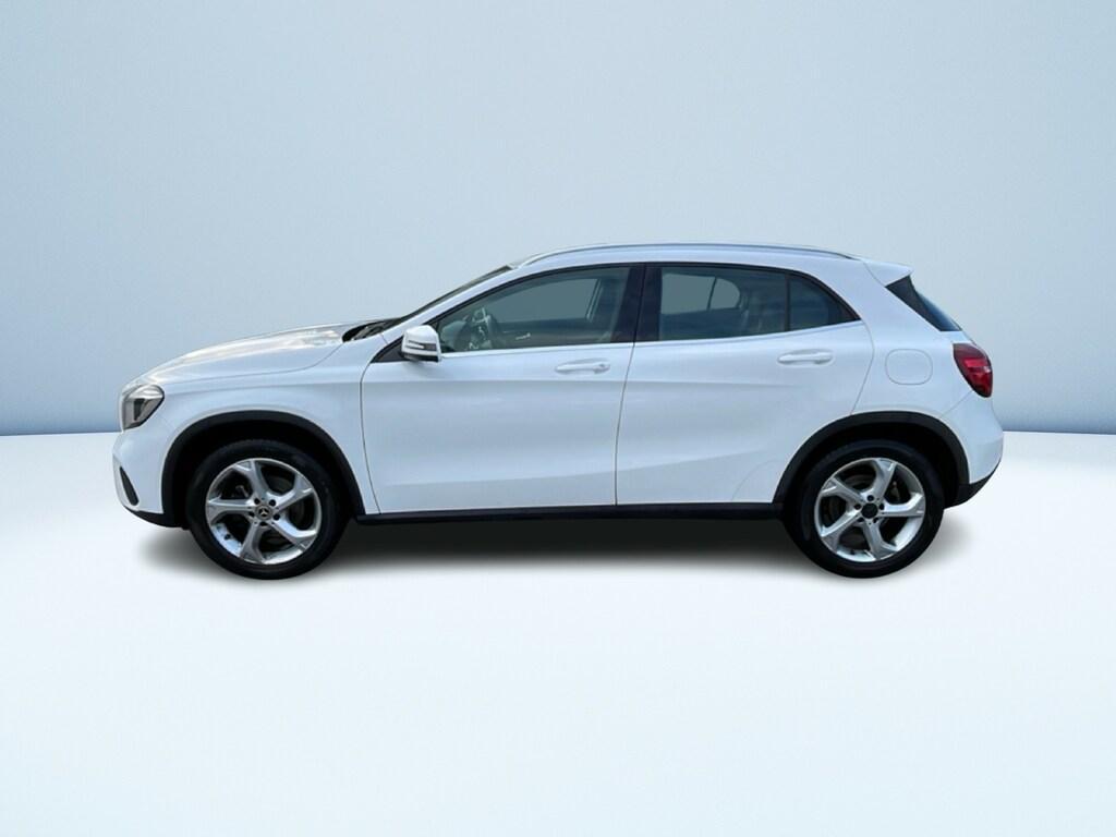 Mercedes GLA 180 180 D Sport 7G-DCT