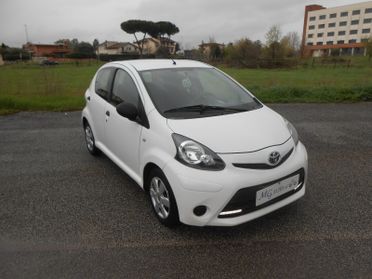 Toyota Aygo 1.0 12V VVT-i 5 porte Lounge Connect