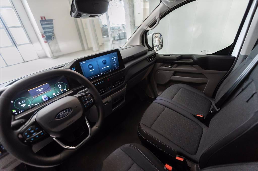 FORD transit custom V710 320 2.5 Duratec phev 233cv Titanium L1H1 del 2025