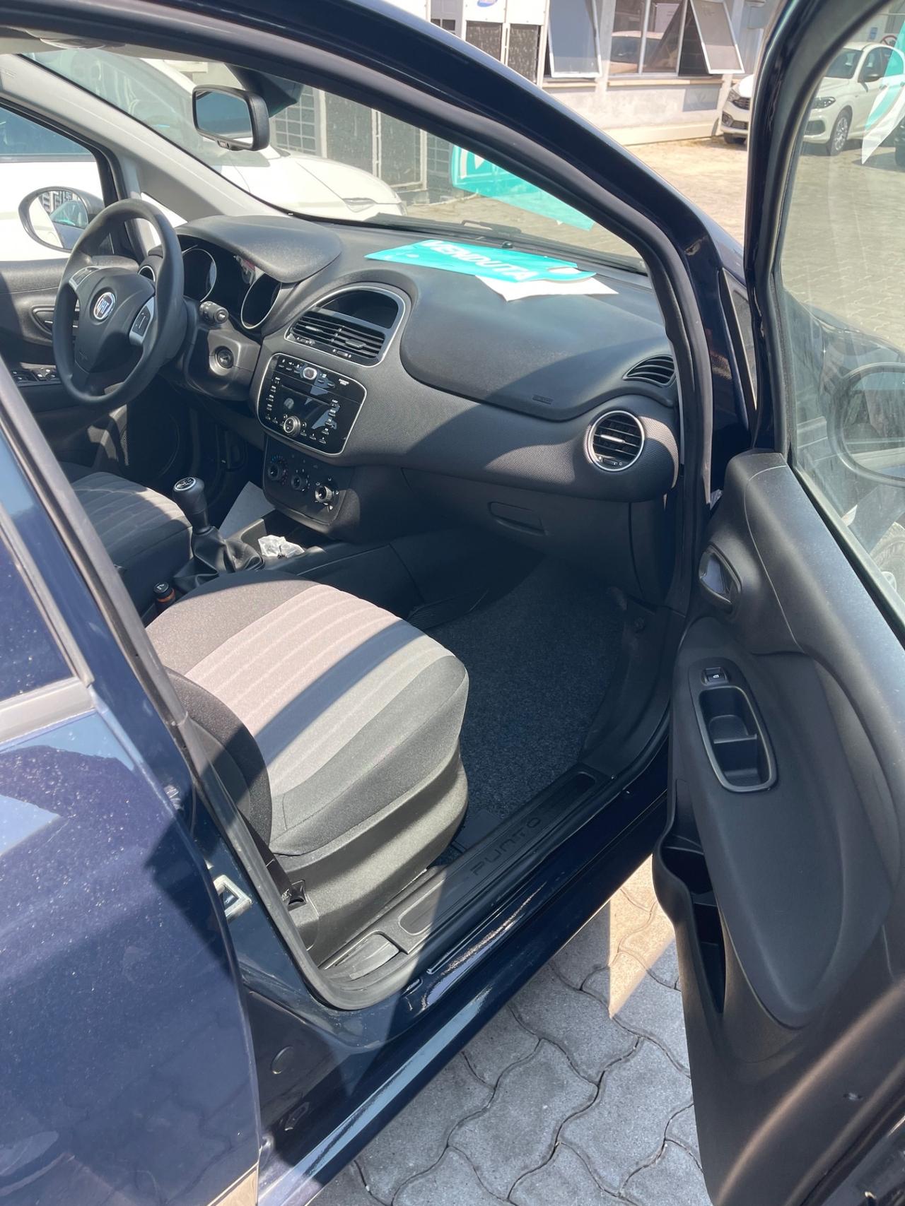 Fiat Punto 1.3 MJT II S&S 95 CV 5 porte Street