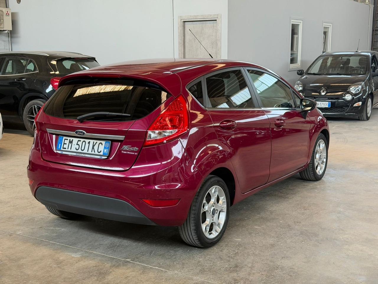 Ford Fiesta 1.4 16V 5p. Bz.- GPL Titanium Bs.