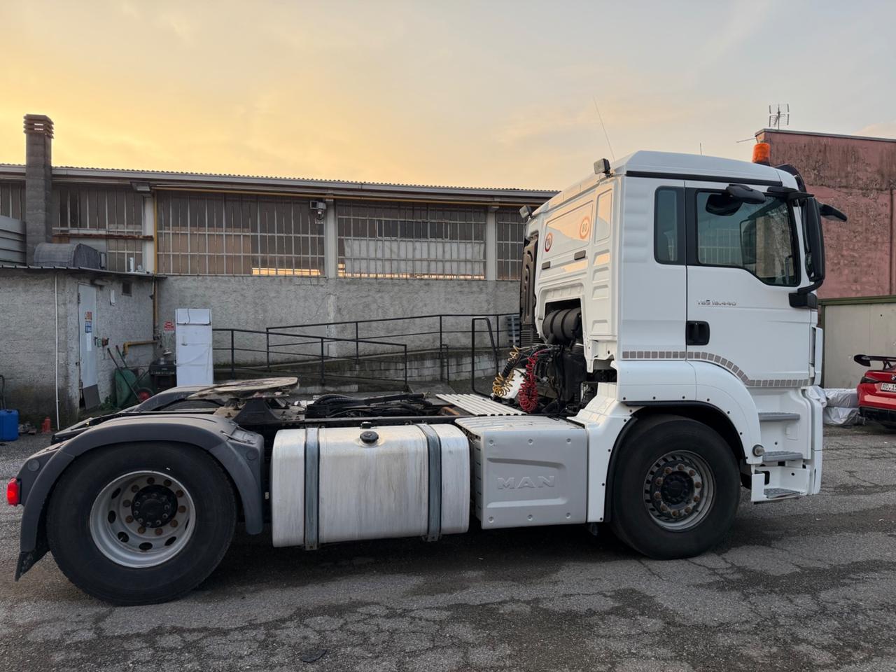 Man tgs 18.440 euro6 motore d26. 2015 manuale