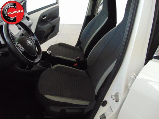 TOYOTA Aygo 1.0 VVT-i 69 CV 5 porte x-business