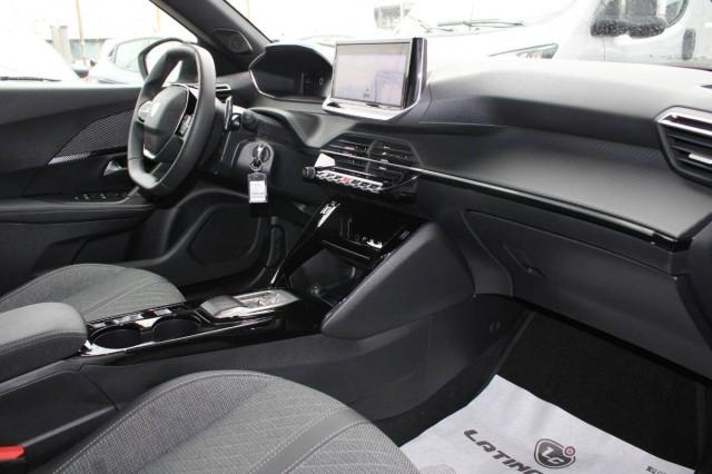 Peugeot 2008 1.2 Allure s&s 130cv Auto con Navigatore e CarPlay