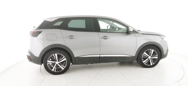 PEUGEOT 3008 Hybrid 225 e-EAT8 Allure