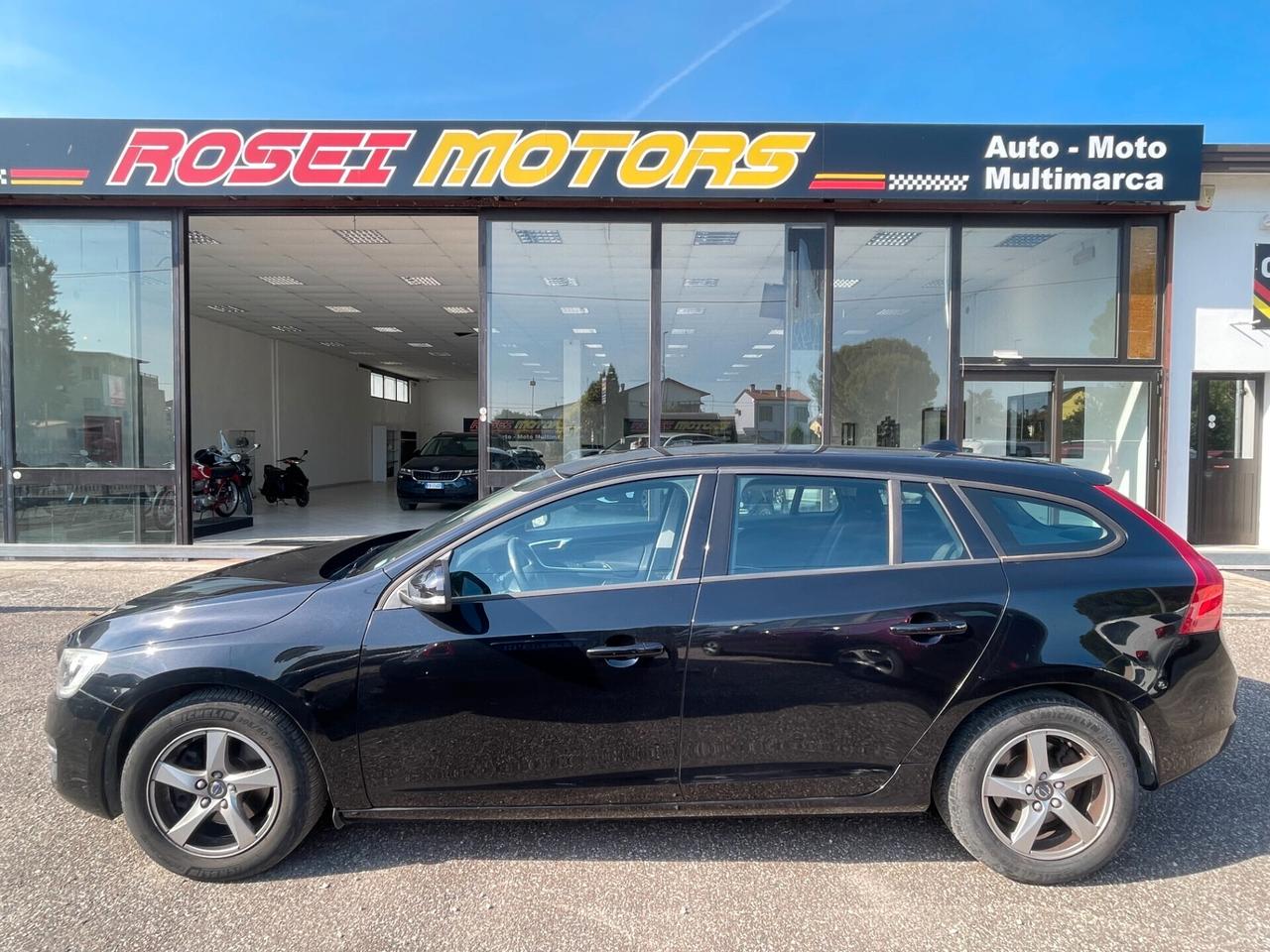 Volvo V60 D2 1.6 Kinetic ANCHE X NEOPATENTATI