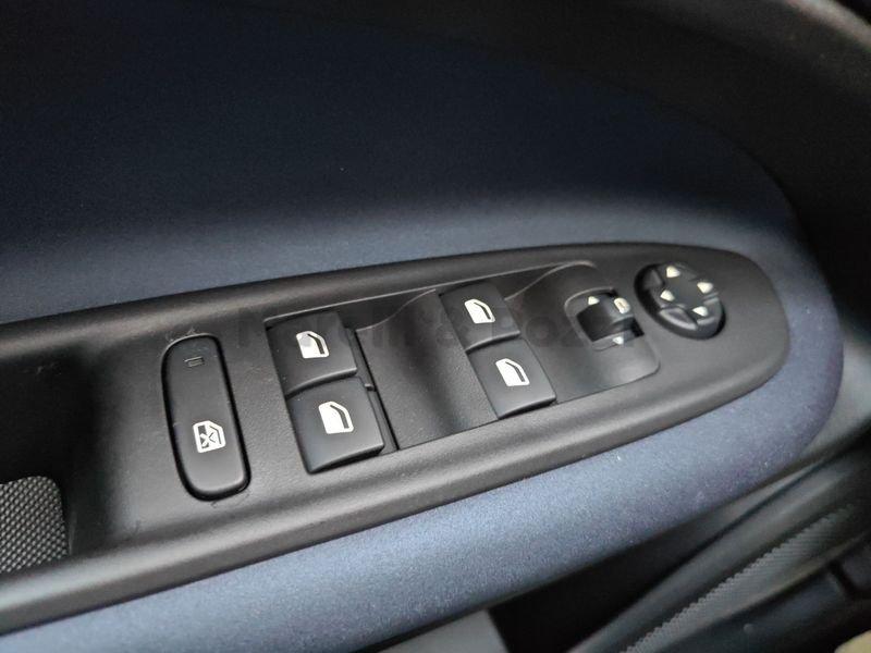 Alfa Romeo Junior Junior 1.2 145 CV Hybrid eDCT6