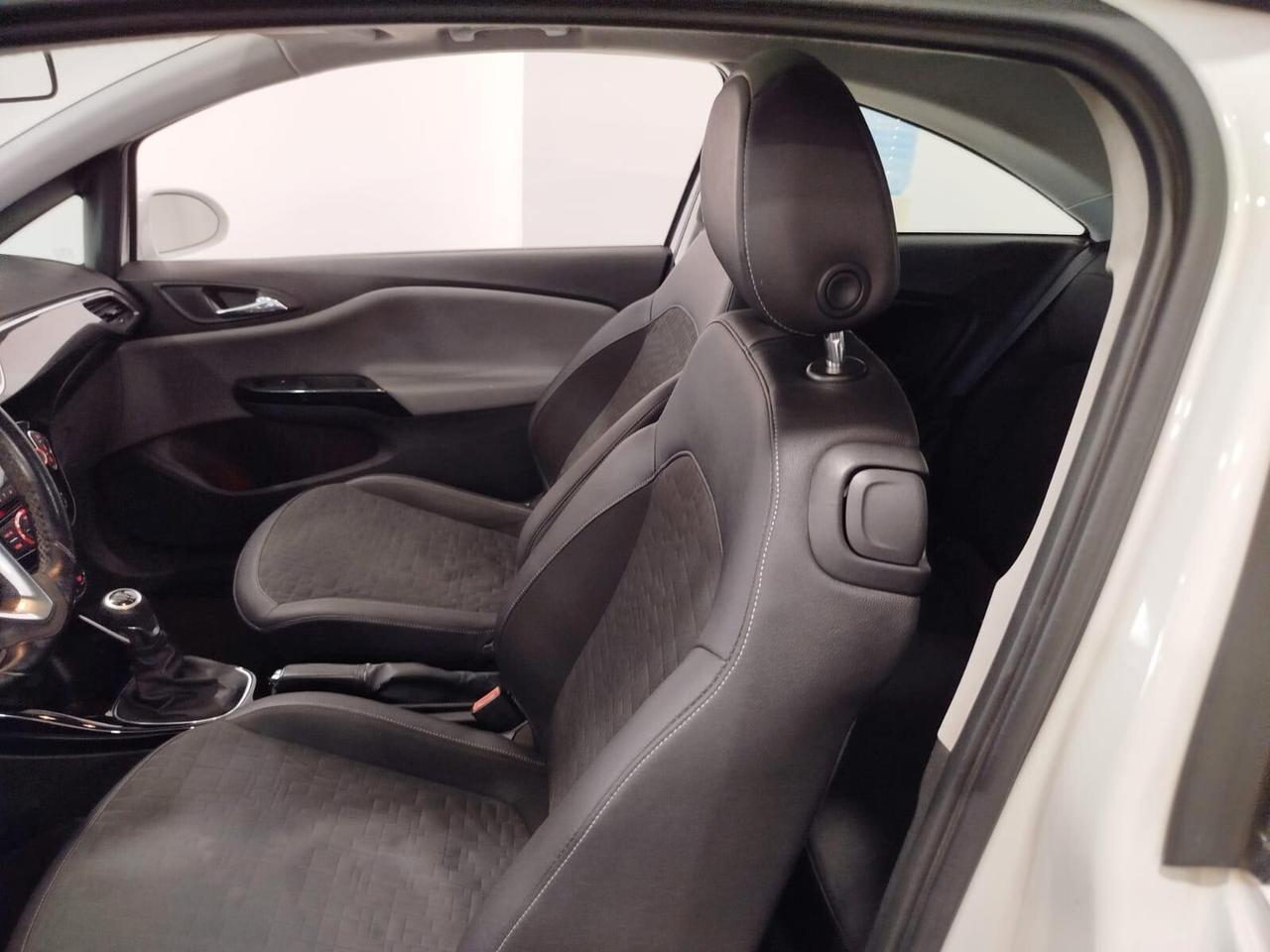 Opel Corsa 1.3 D. Mutijet