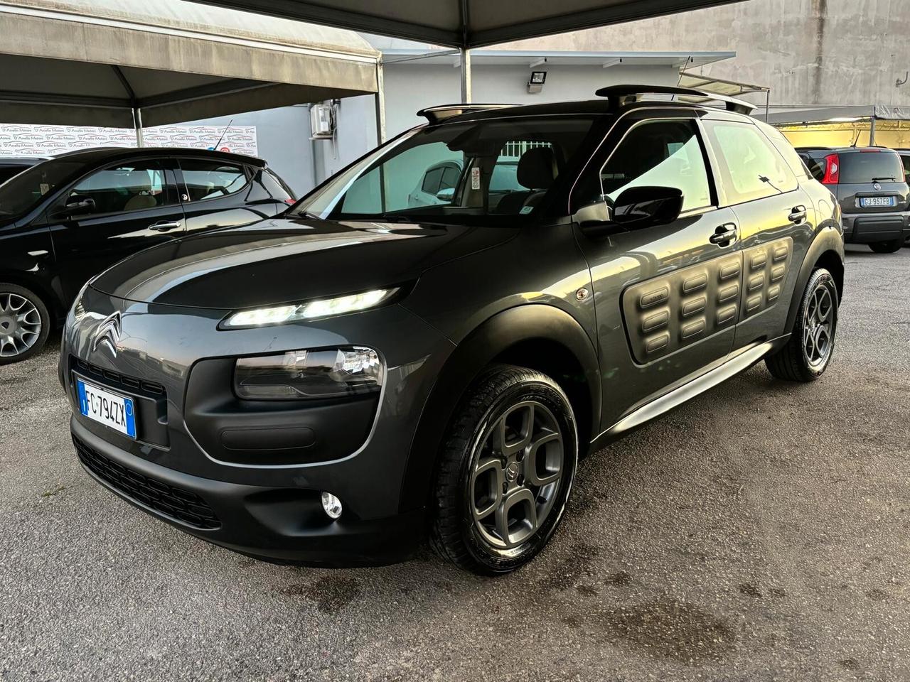 Citroen C4 Cactus BlueHDi 100 Shine