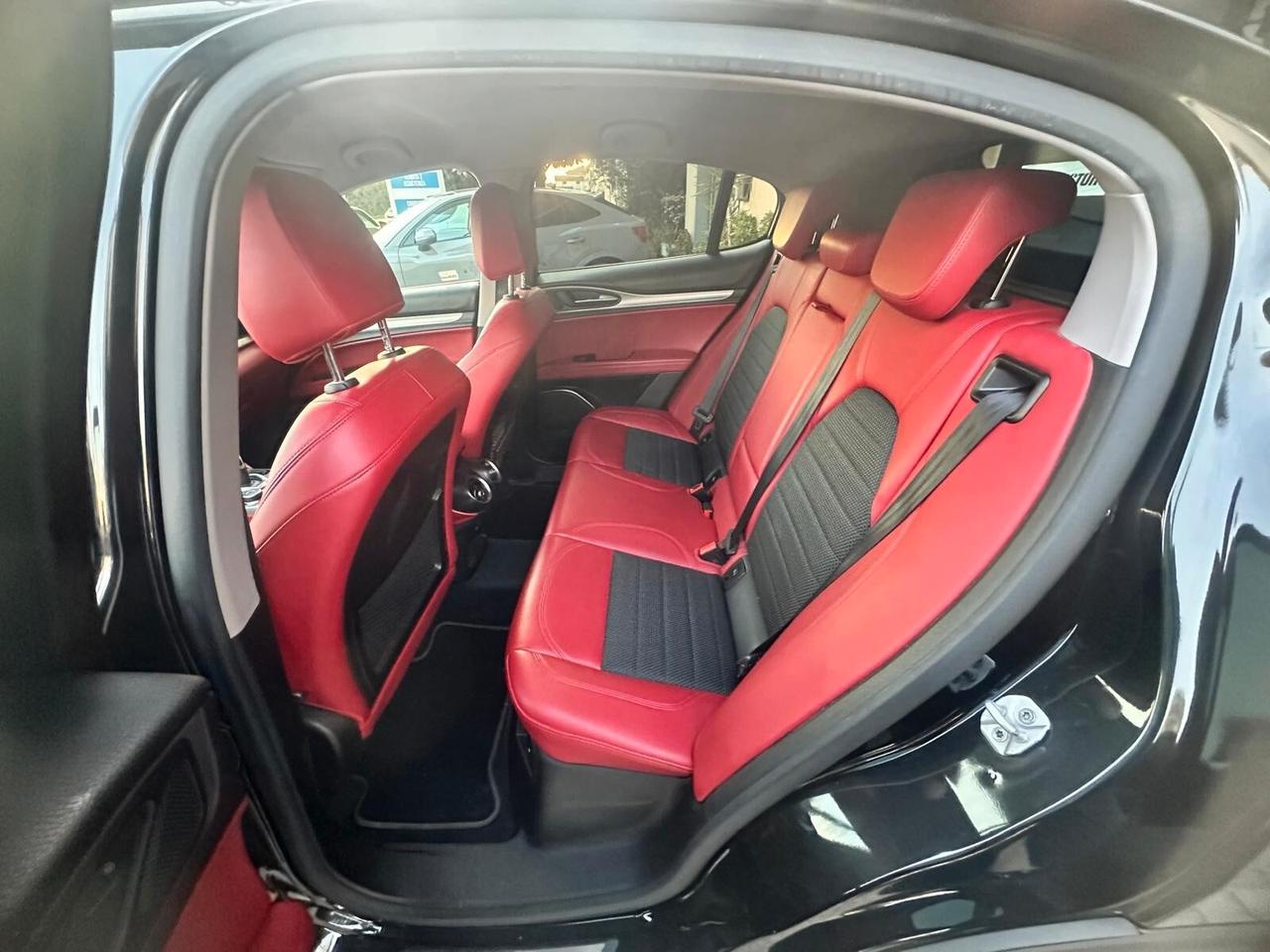 Alfa Romeo Stelvio 2.2 Turbodiesel 190 CV AT8 Q4 Executive