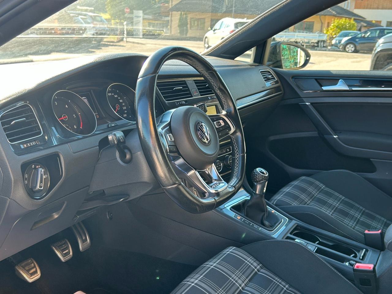 Volkswagen Golf GTD 2.0 TDI 5p. "MANUALE"