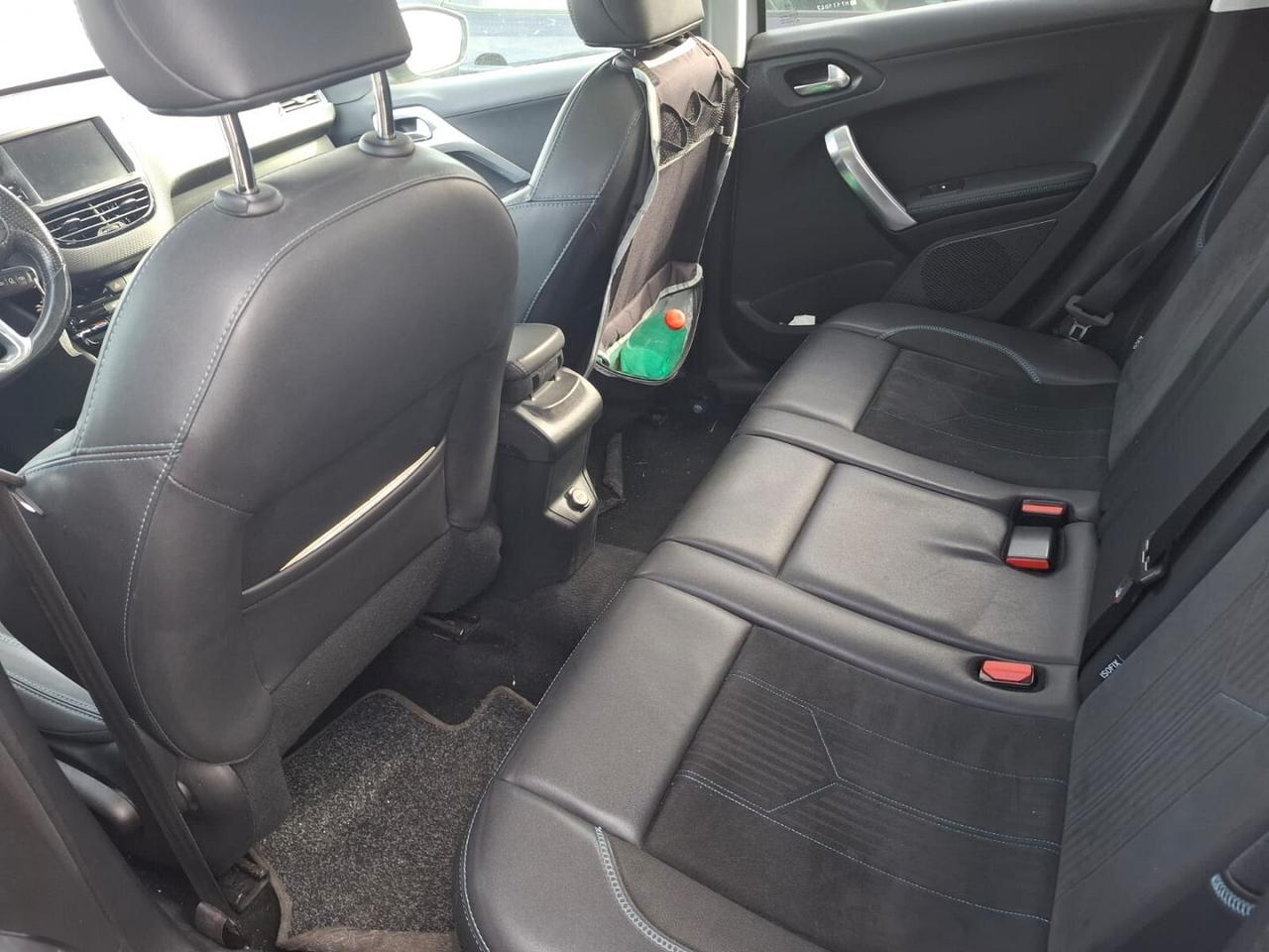 PEUGEOT 2008 BLUE HDI 2018 SINISTRATA MARCIANTE