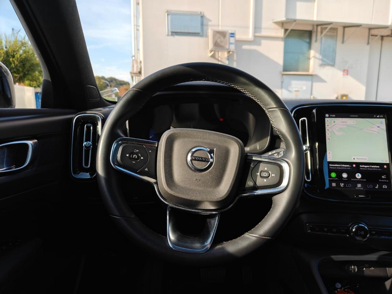 Volvo C40 Recharge Twin Motor AWD Plus