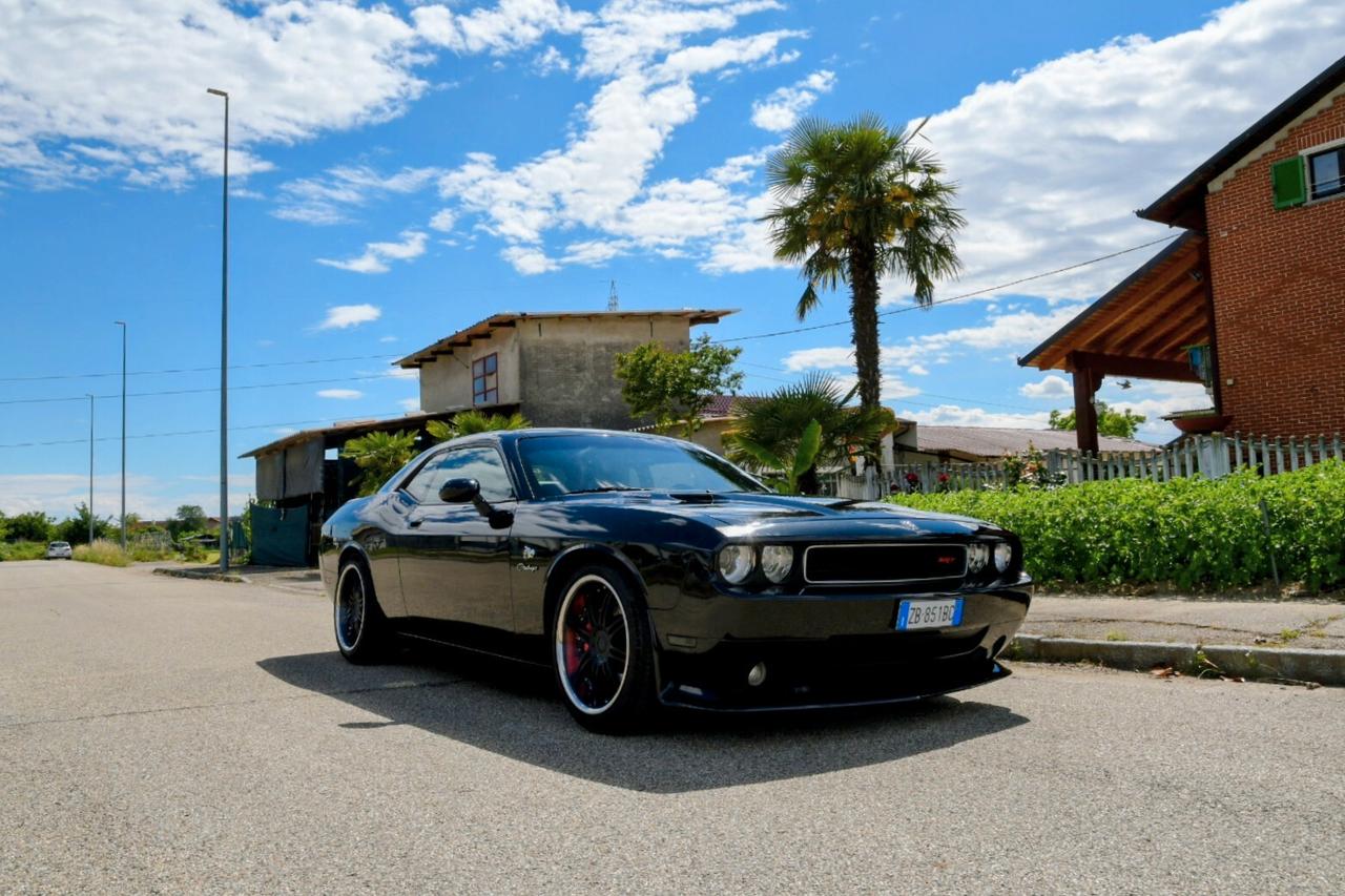 Dodge Challenger SRT-8 2009