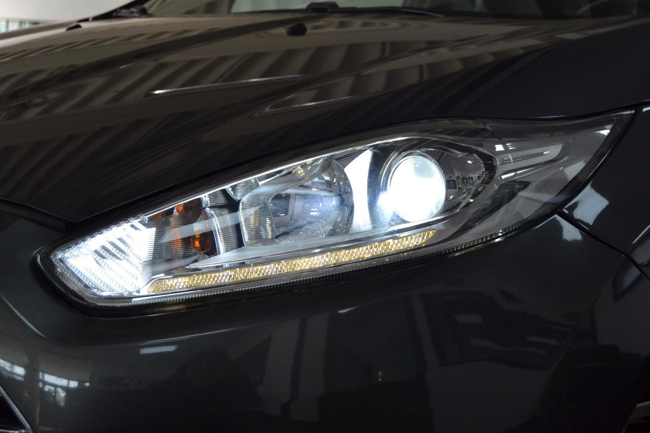 Ford Fiesta 1.5 TDCi 75CV 5P Titanium Navi/Xenon