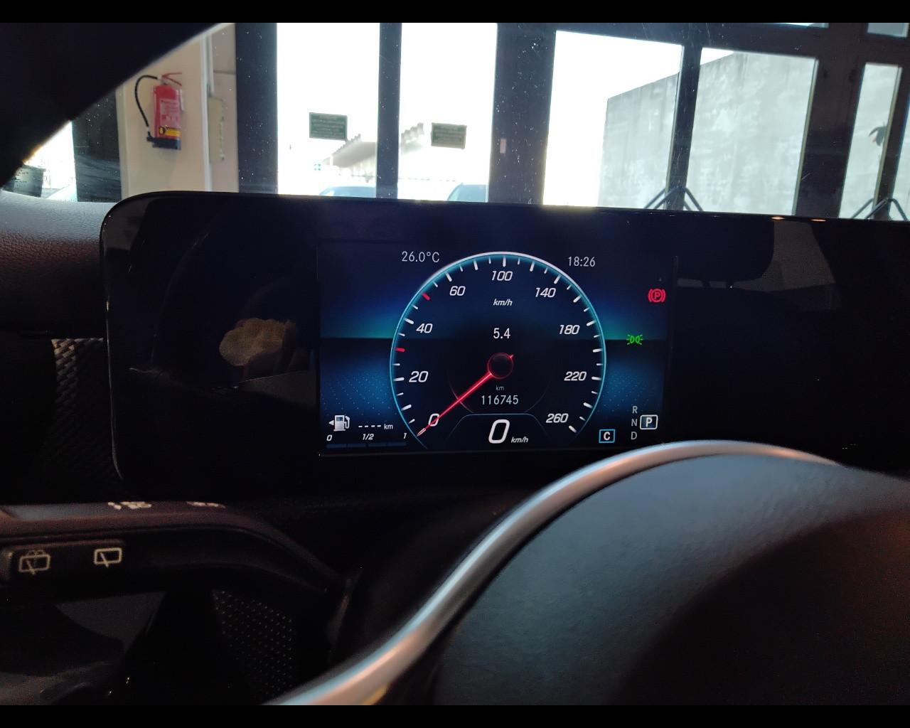 Mercedes-Benz Classe A - W177 2018 - A 180 d Sport auto
