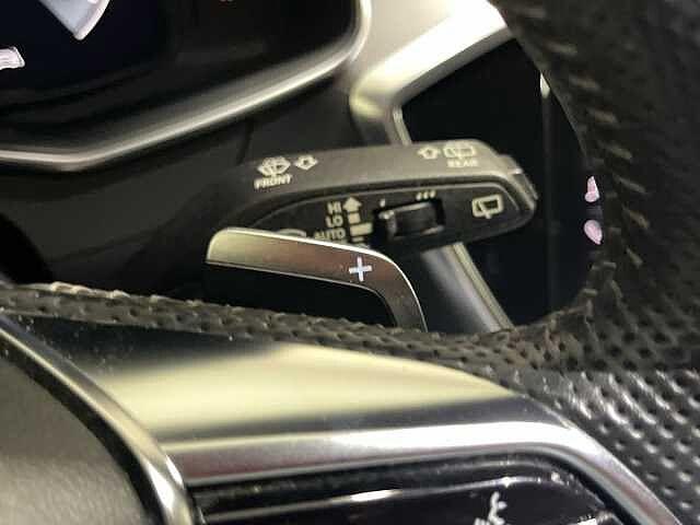 Audi A6 Avant 40 TDI quattro ultra S tronic Business Sport