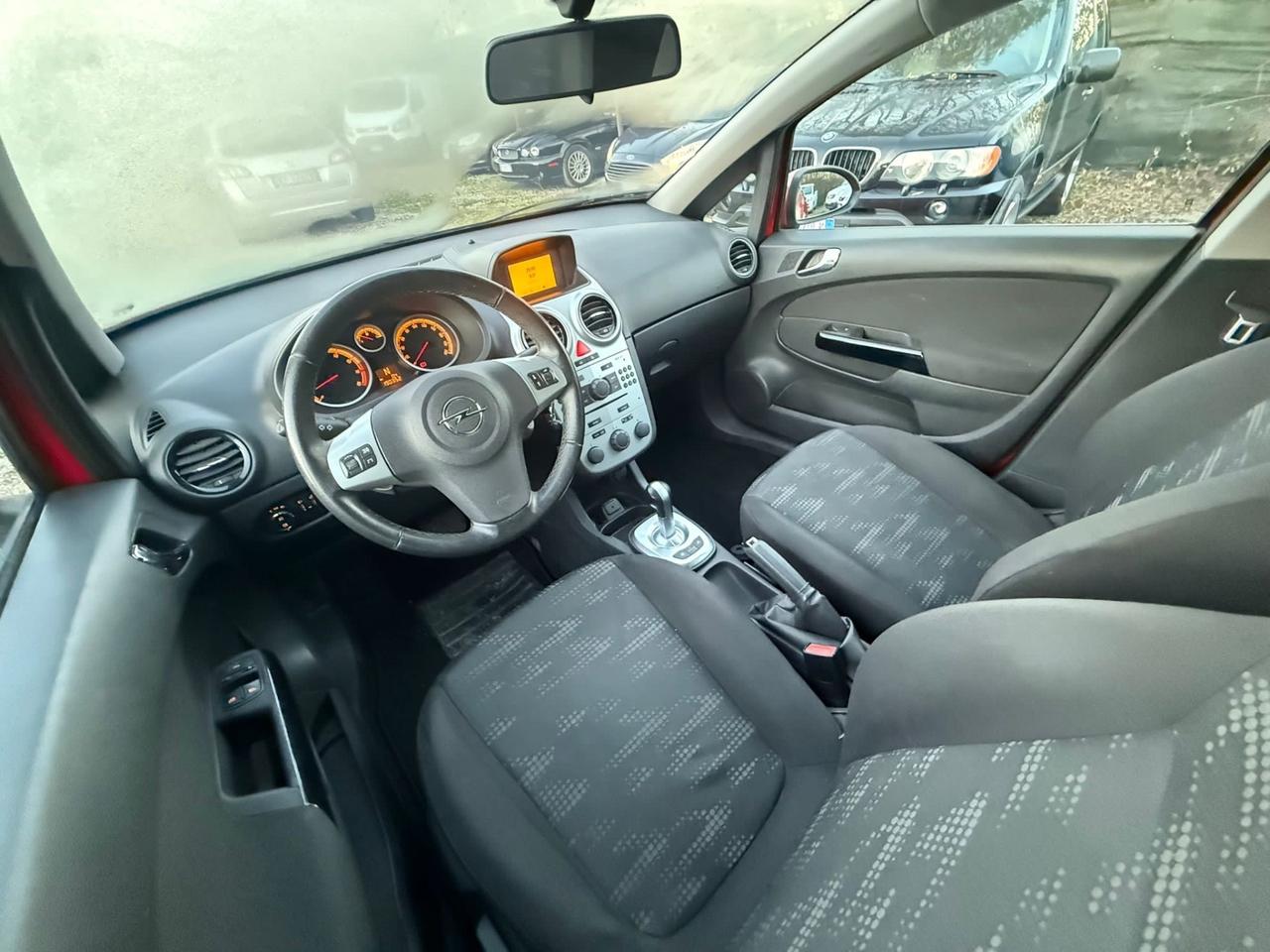 Opel Corsa 1.2 5 porte Cosmo