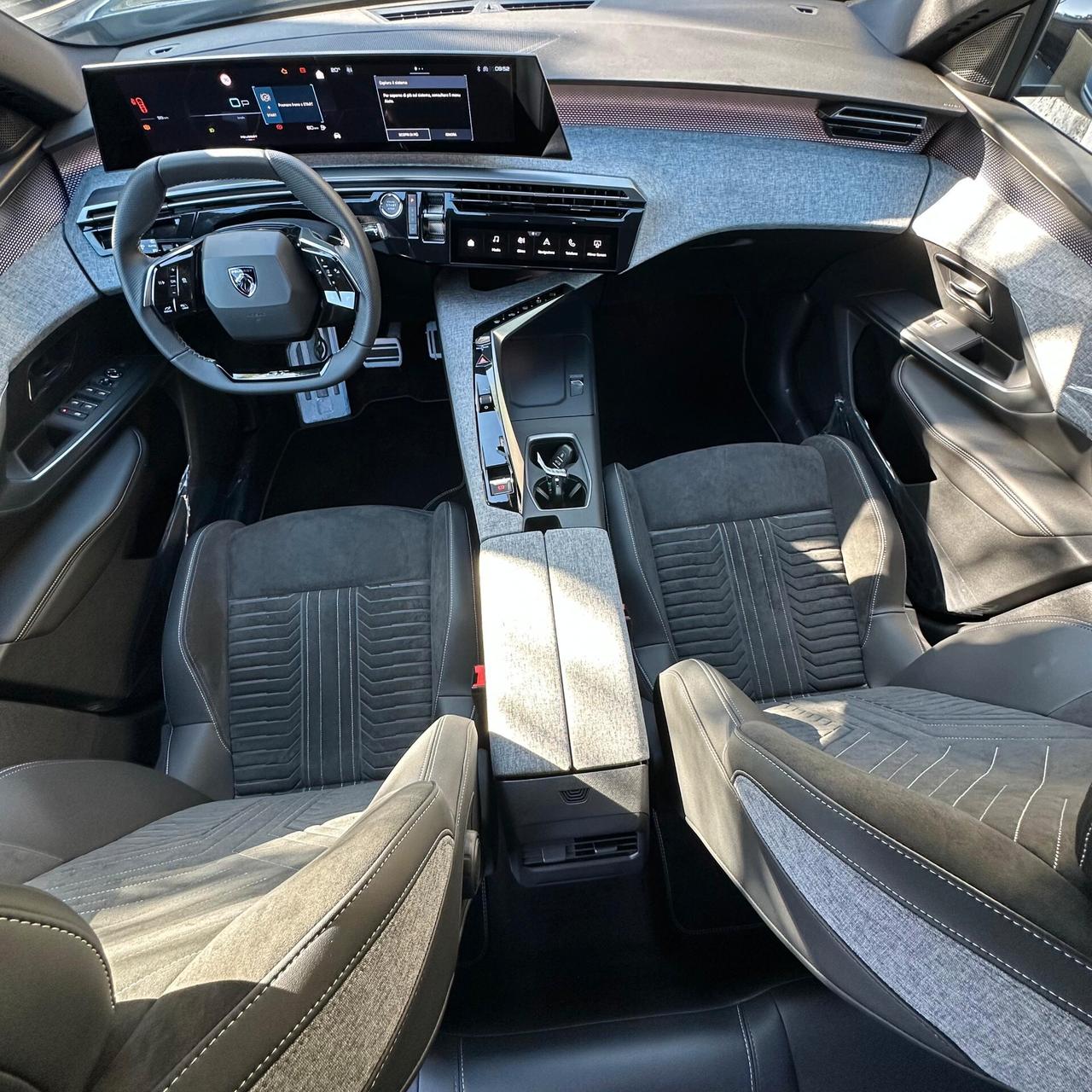 Peugeot 3008 Hybrid e-DCS6 GT