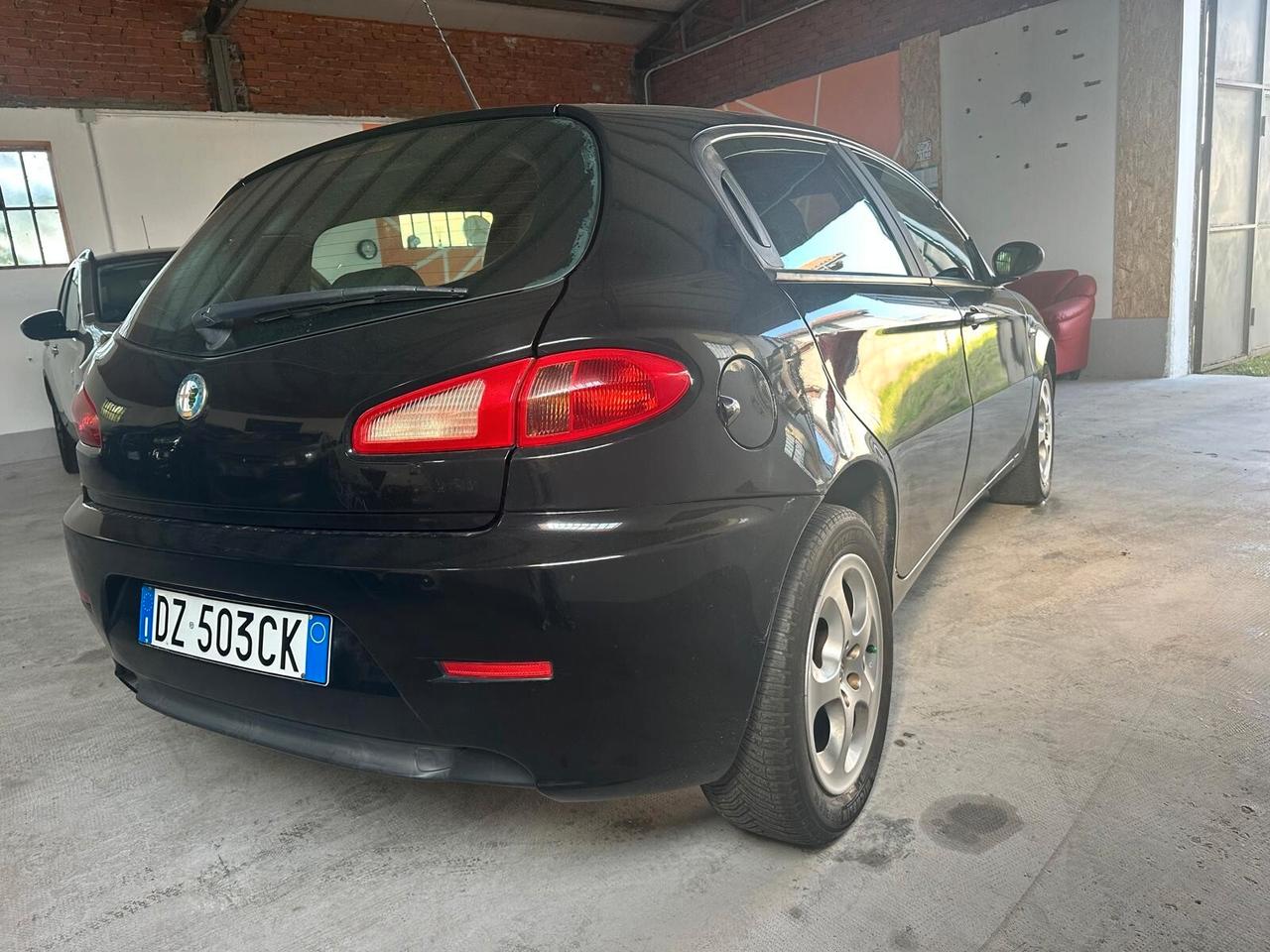 Alfa Romeo 147 1.6 16V TS (105) 5 porte Moving