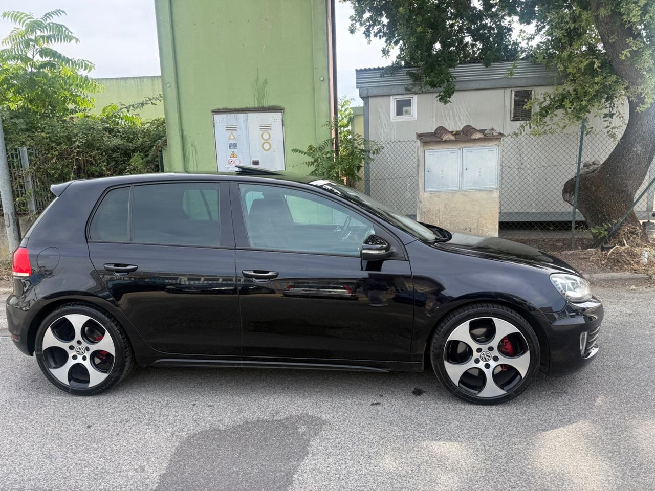 Volkswagen Golf 2.0 TSI DSG 3p. GTI
