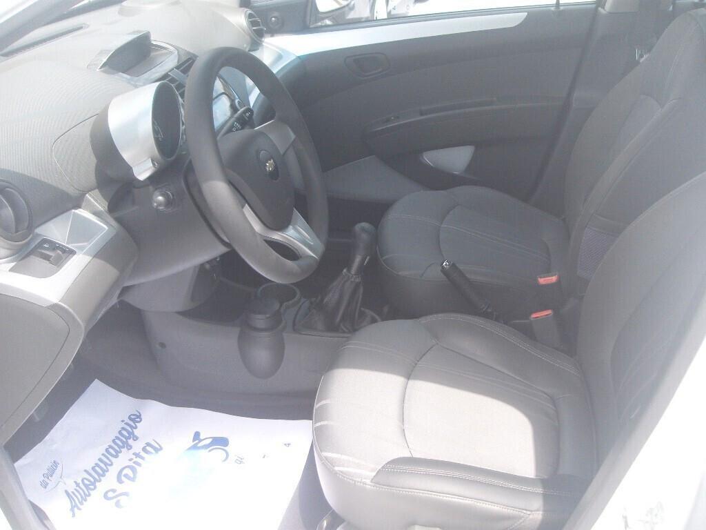 Chevrolet Spark 1.0 LT - 2013
