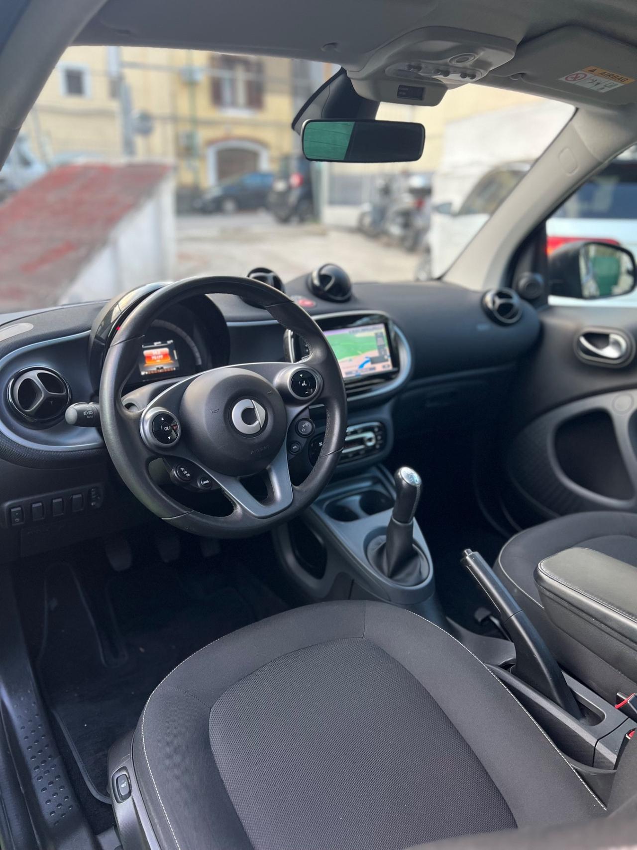 Smart ForTwo 1.0 71cv Navi - Bracciolo - Tetto Panoramico