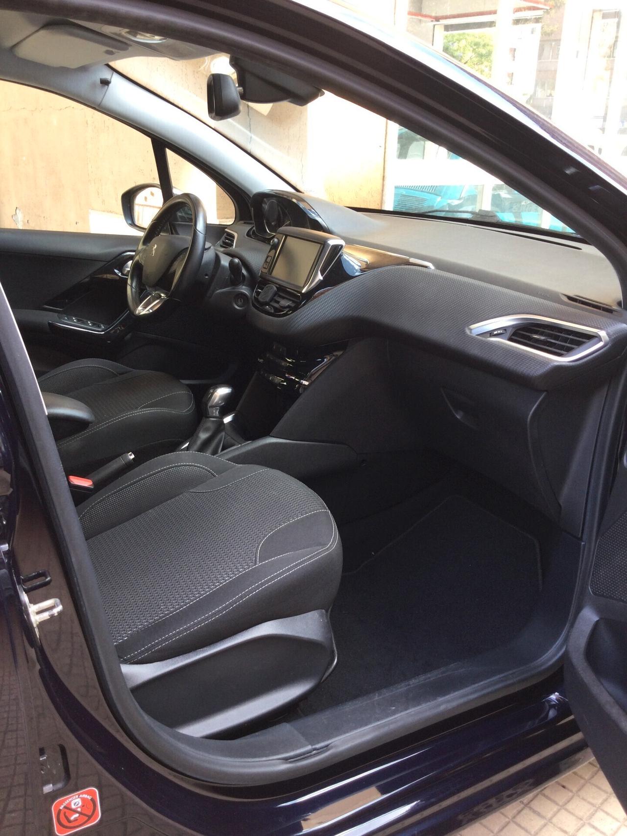 Peugeot 208 1.2 Allure 5 porte