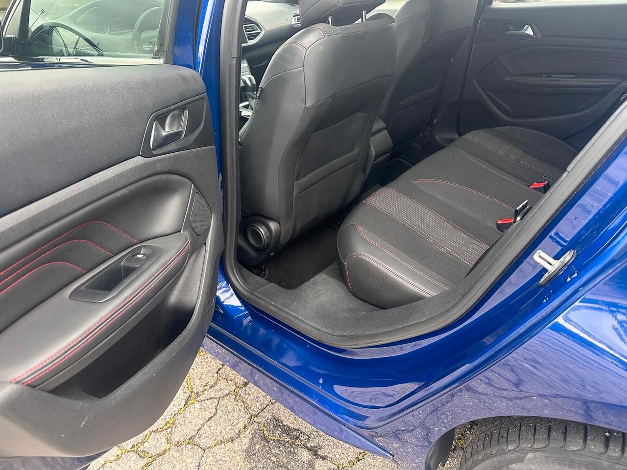 Peugeot 308 BlueHDi 120 S&S EAT6 GT Line