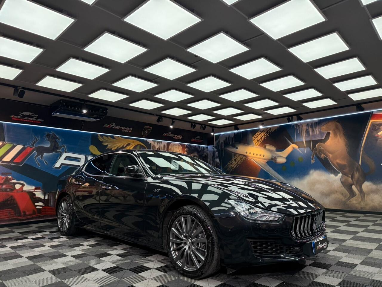 Maserati Ghibli 330 CV MHEV GT (721)