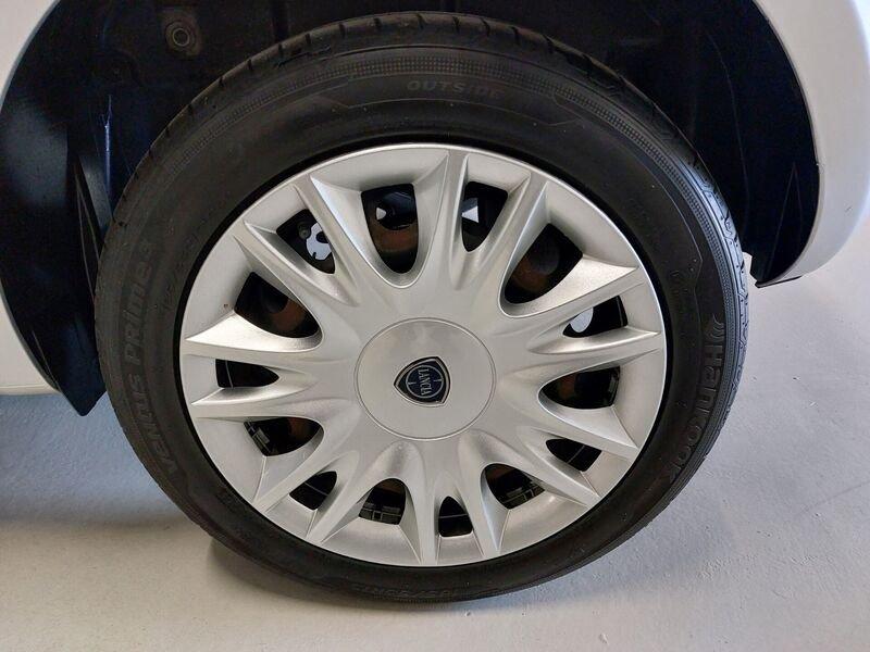 Lancia Ypsilon Ypsilon 1.2 69 CV 5 porte S&S Gold