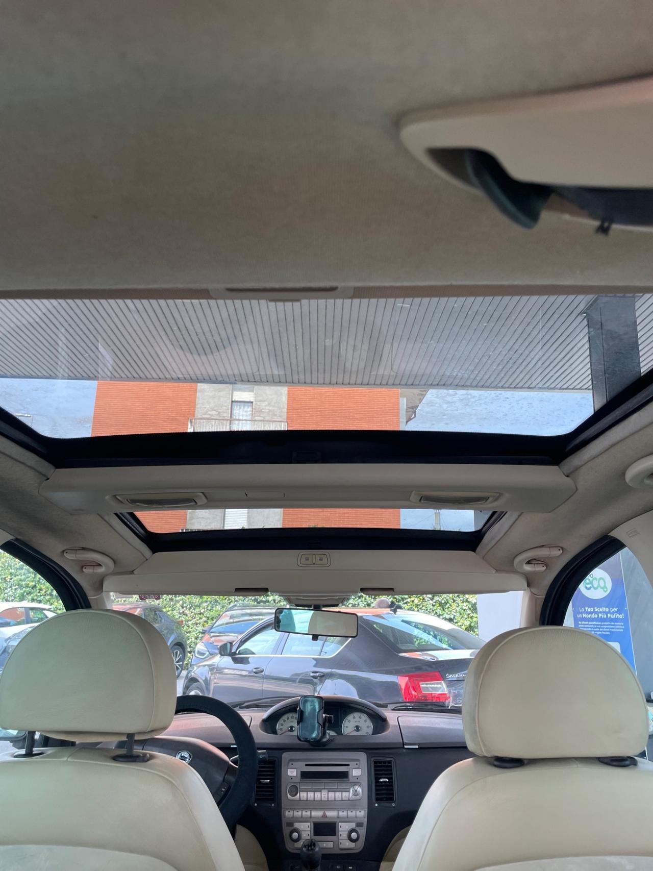 LANCIA MUSA NEOPATENTATI 1.9 DIESEL 198.000 KM 2004.