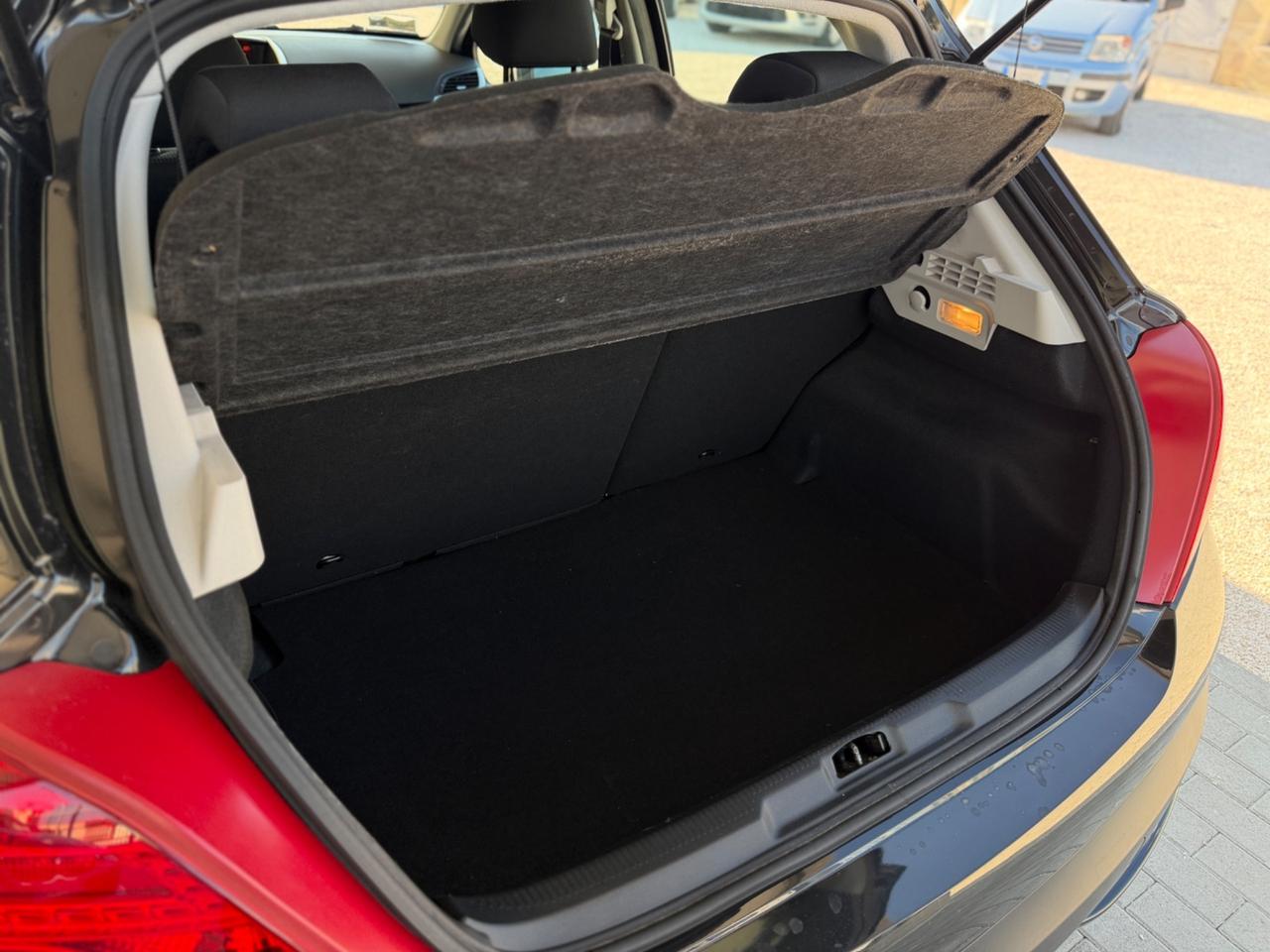 Peugeot 207 1.4 HDi 70CV