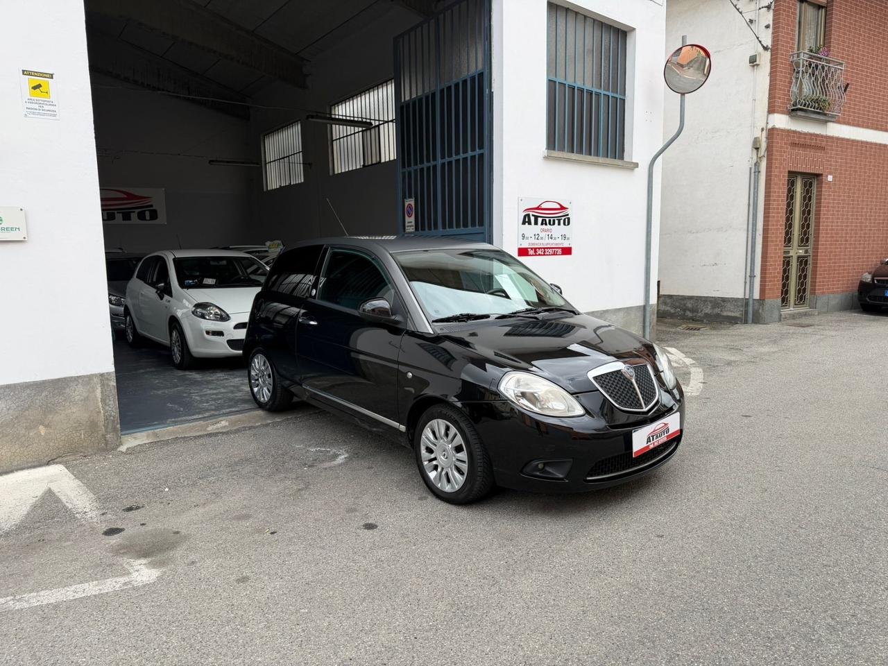 Lancia Ypsilon 1.4 New Oro Ecochic GPL