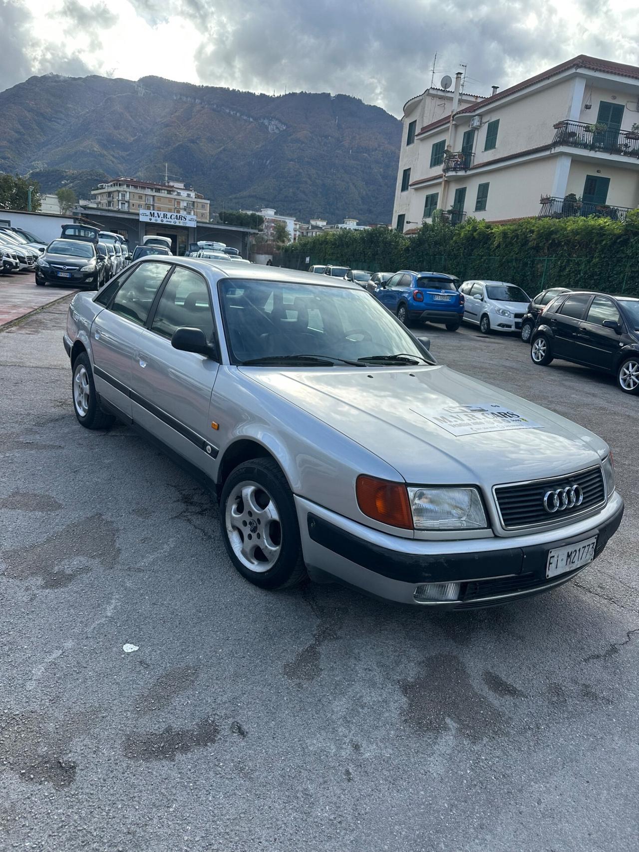 Audi 100 2.0 E cat