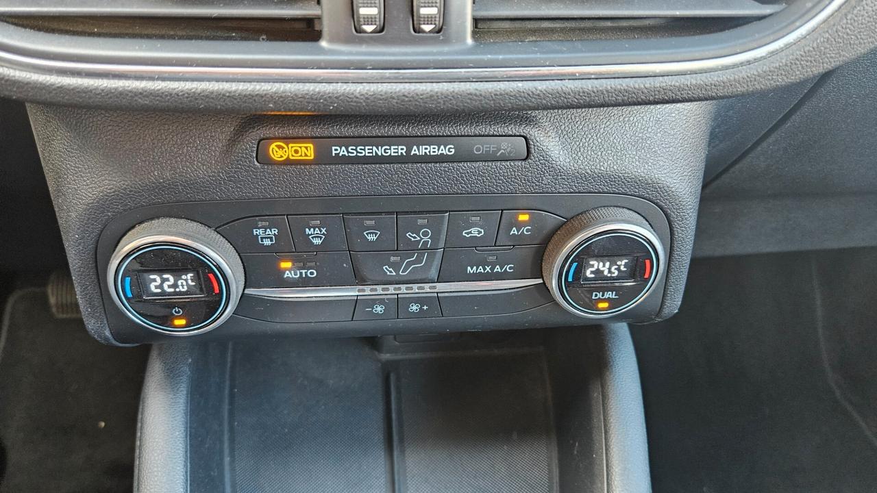 Ford Kuga 2.0 ecoblue Titanium awd 150cv auto CAM-CARPLAY