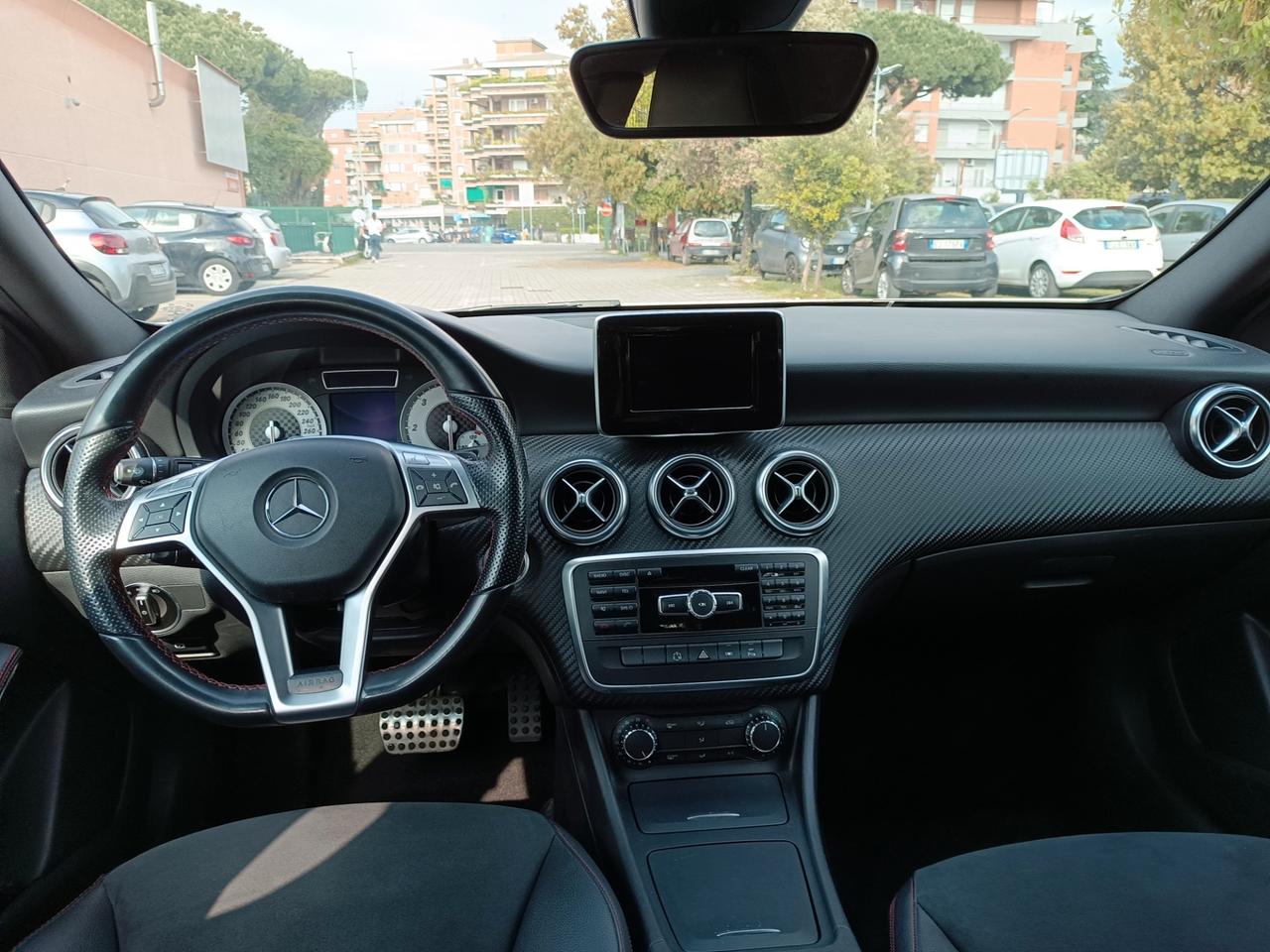 Mercedes-benz A 180 A 180 d Automatic Premium