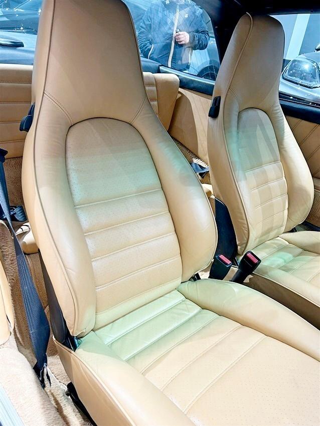 Porsche 911 Carrera 3.2 Targa