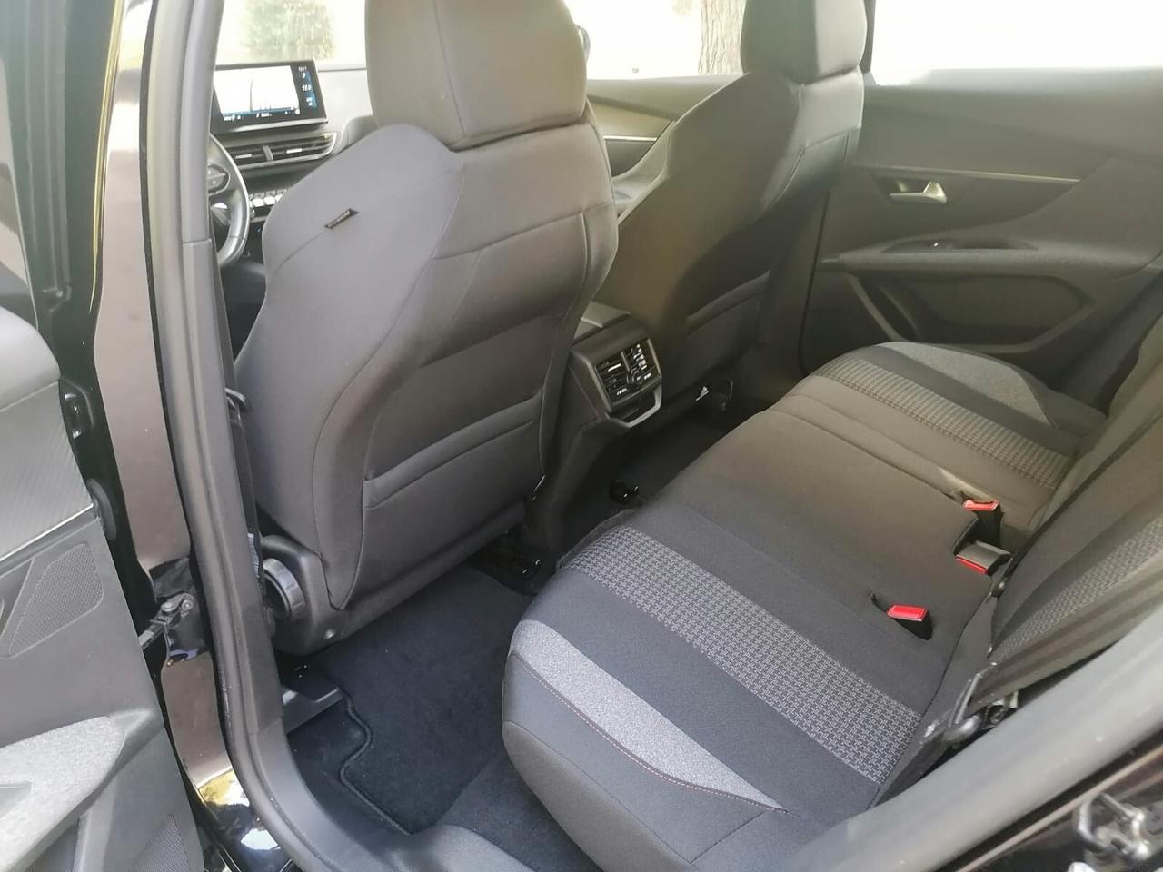Peugeot 3008 1.5 HDI - 2021
