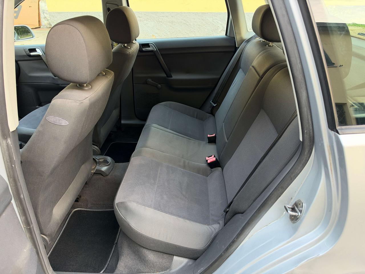 Volkswagen Polo 1.4 16V 5p. Trendline