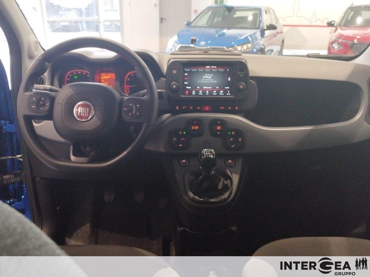 FIAT Panda 1.0 firefly hybrid City Cross s