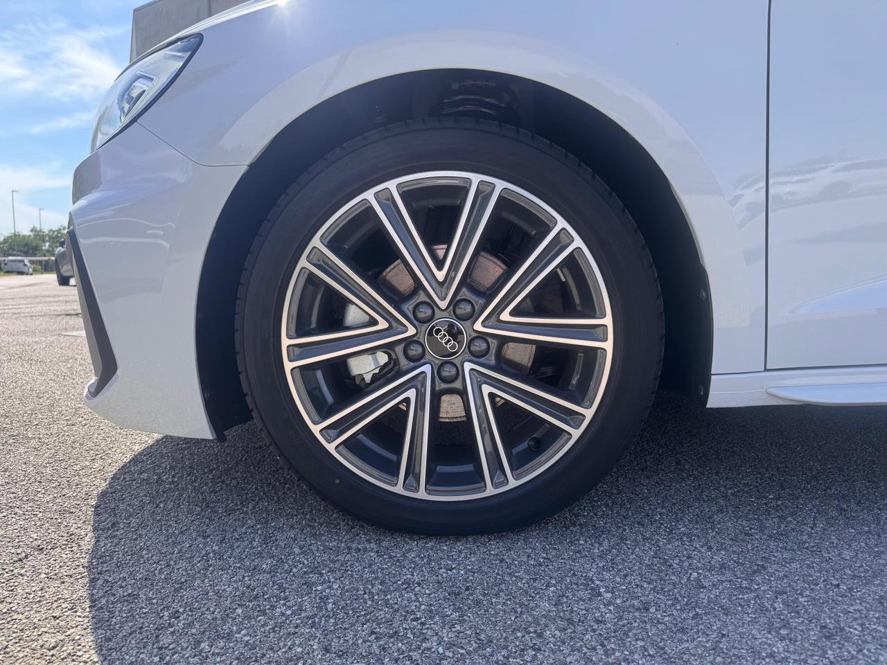 AUDI A1 SPORTBACK 30 TFSI S-LINE EDITION