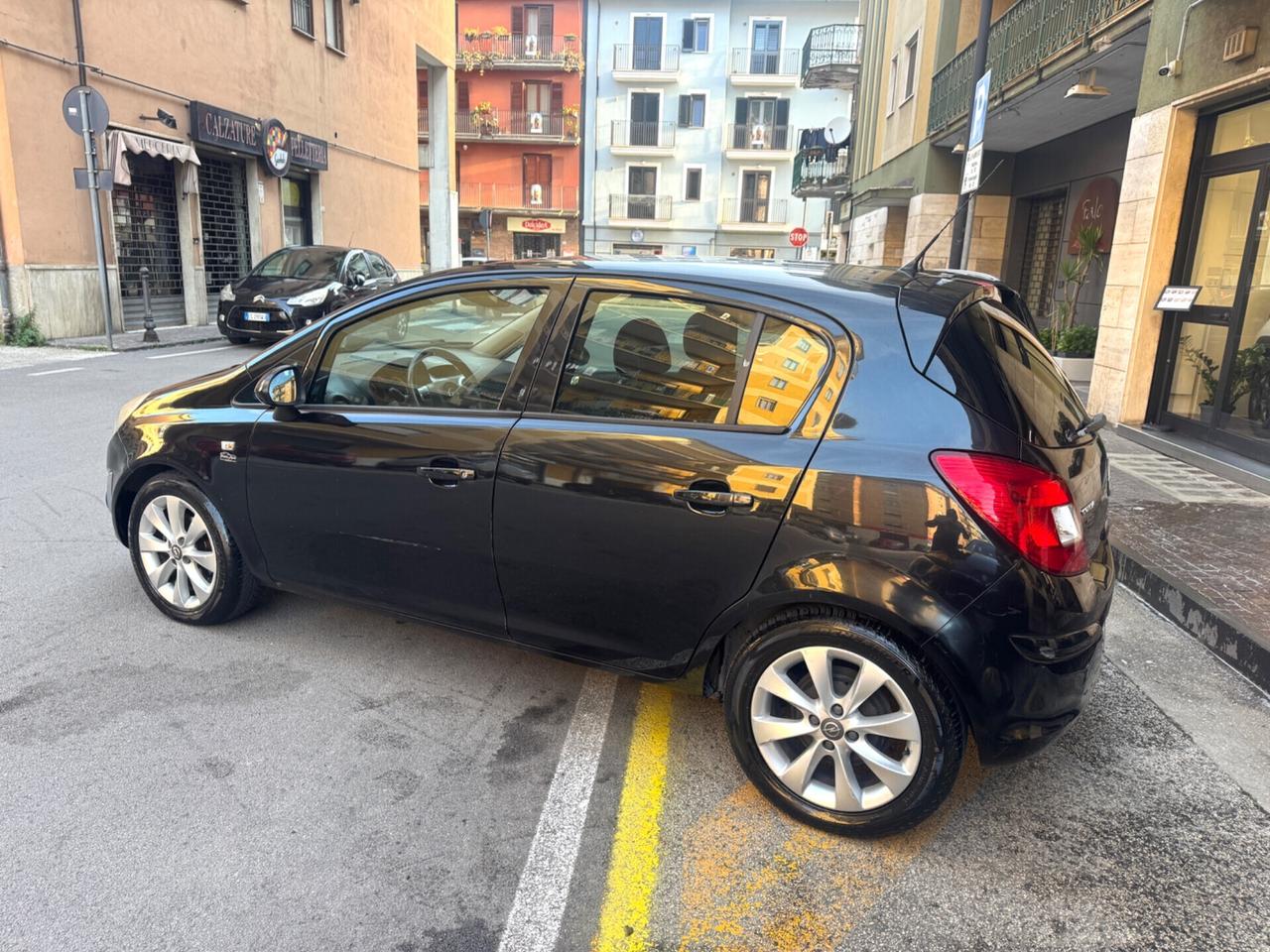Opel Corsa 1.2 85CV GPL consegna tutta Italia