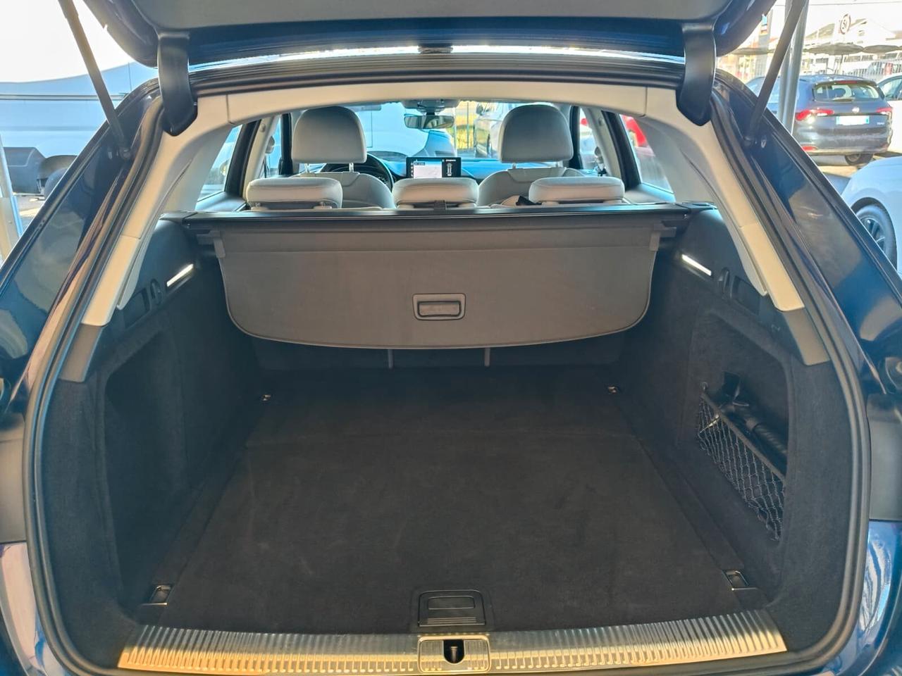 Audi A4 30 TDI/136 CV S tronic Business