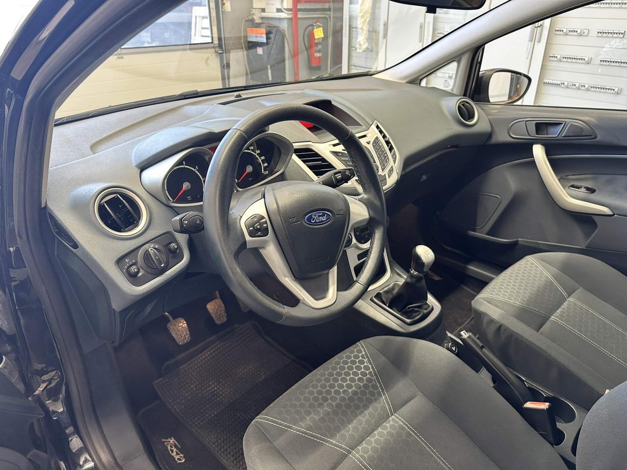 Ford Fiesta 3p 1.2 16v Titanium 82cv