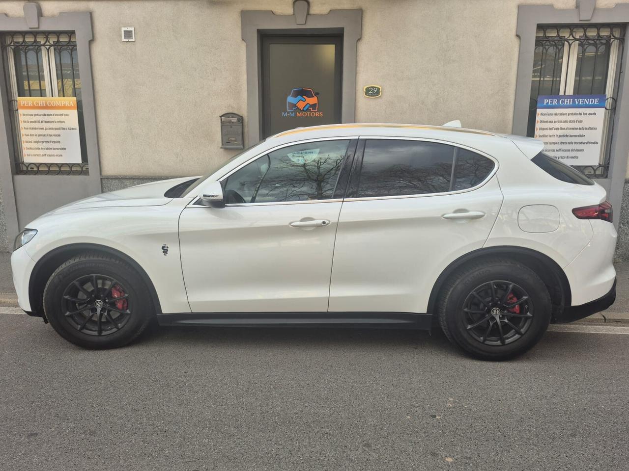 Alfa Romeo Stelvio 2.2 Turbodiesel 180 CV AT8 RWD Business