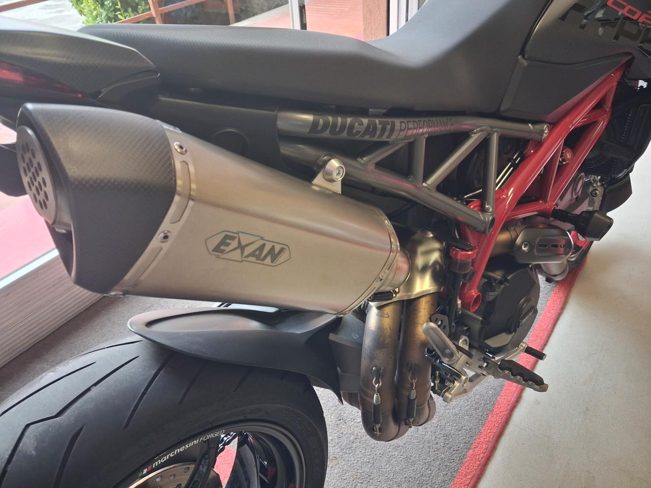 Ducati Hypermotard 950 SP
