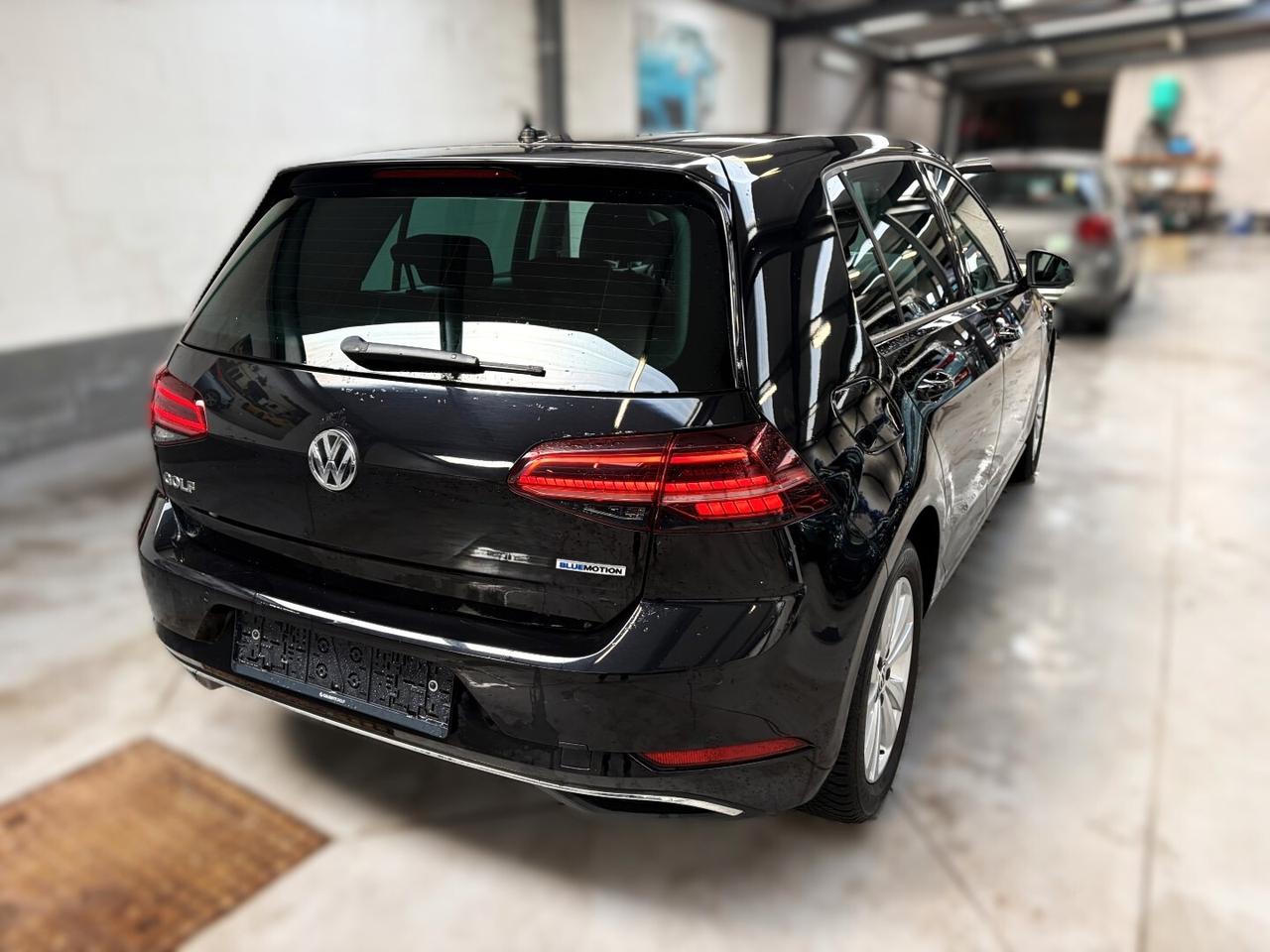 Volkswagen Golf 1.5 TGI DSG 5p. Business BlueMotion Technology