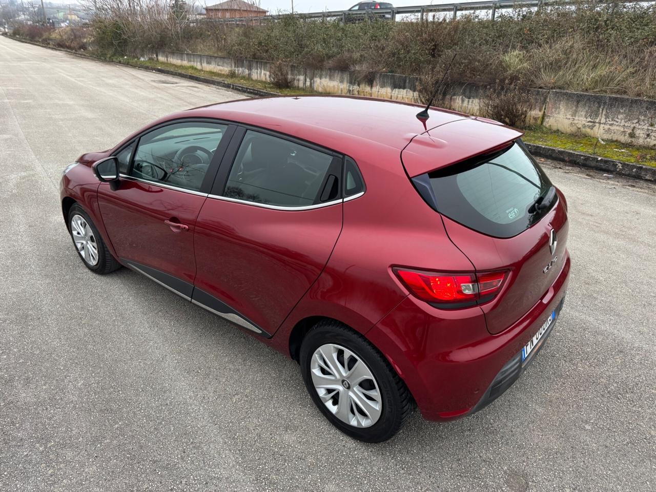 Renault Clio dCi 8V 75 CV 5 porte Moschino Life